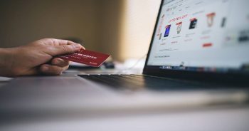 How to Maximize Your Companies Digital Holiday Marketing Strategy