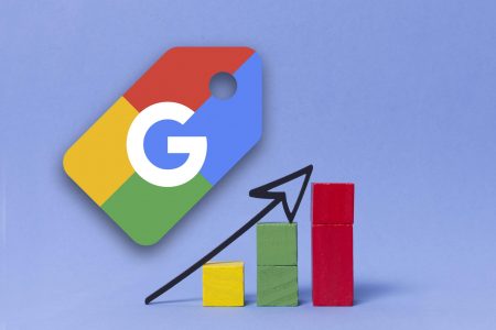 The google shopping logo against a graph showing growth
